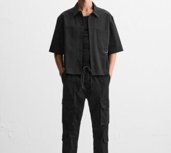 CARGO TROUSERS WITH POCKETS