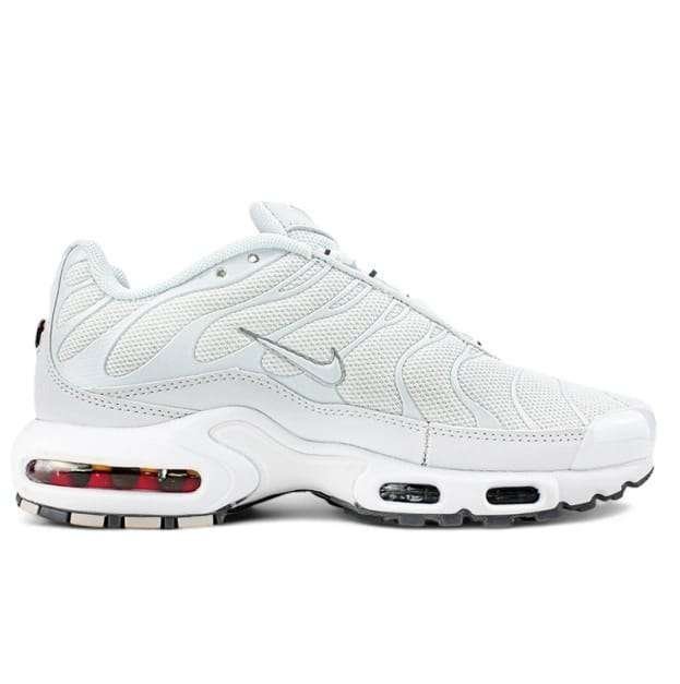 Nike Air Max Plus White - Image 3