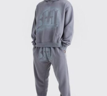 Oversized Graffiti Spray Graphic Tracksuit